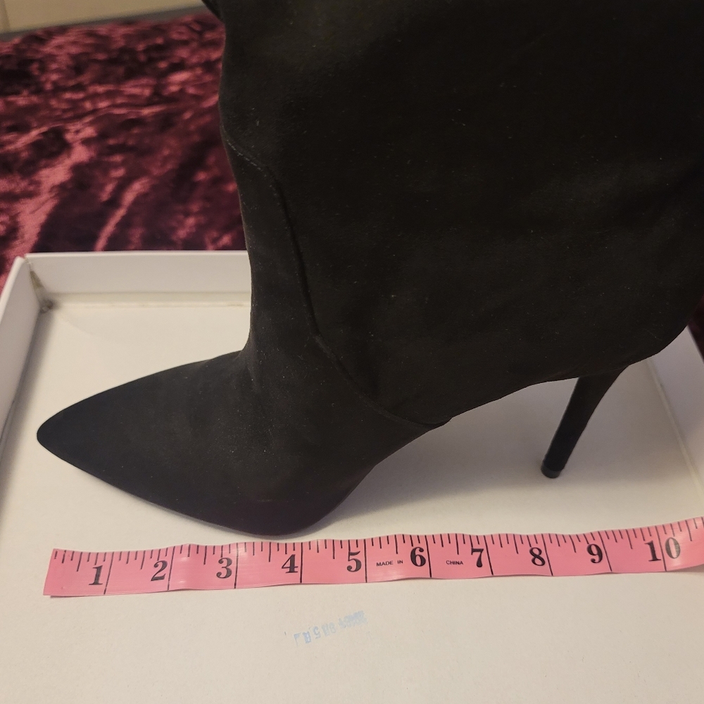 Jessica Simpson Black Slouchy Pointed-Toe Stiletto Boots - Picture 12 of 13